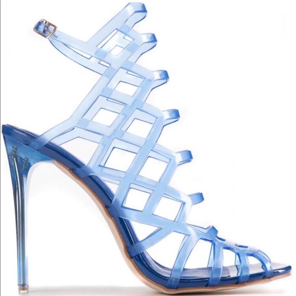 ‼️SALE‼️ SIZES 6/ 6.5 left ✅